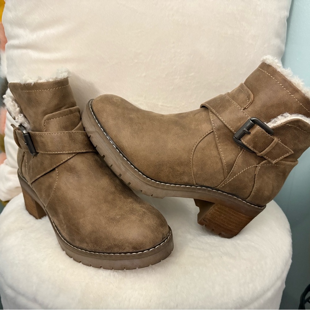 Tan boots